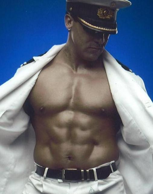 Reno - Full monty shows