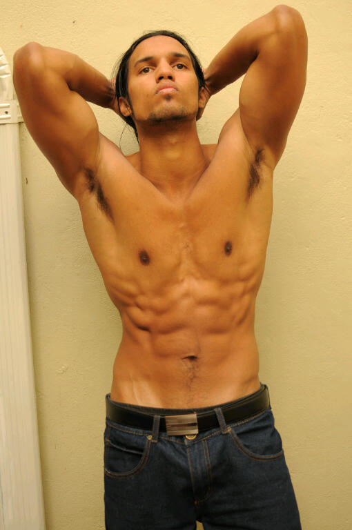 Cassi - Coloured male stripper